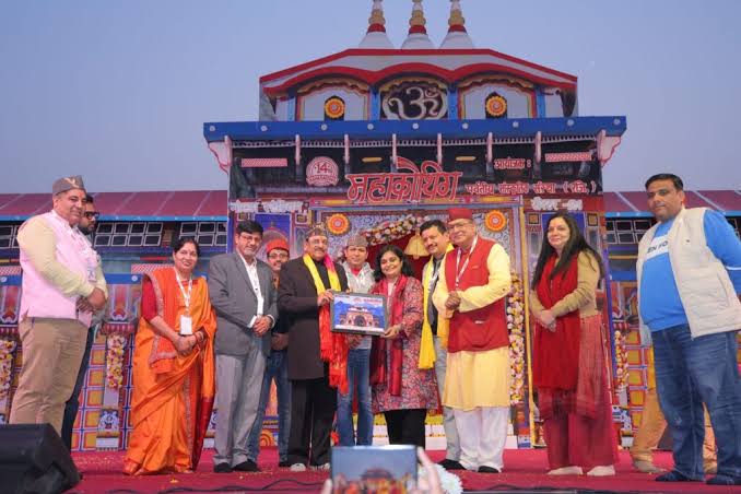 नोएडा के महाकौथिग मेले में पहाड़ी कवियों ने बांधा समां
