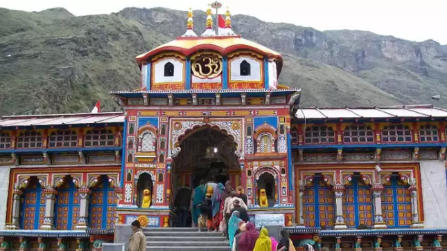 चारधाम यात्रा: अगले हफ्ते से शुरू होंगे ऑनलाइन पंजीकरण, पहले महीने नहीं होगी VIP व्यवस्था