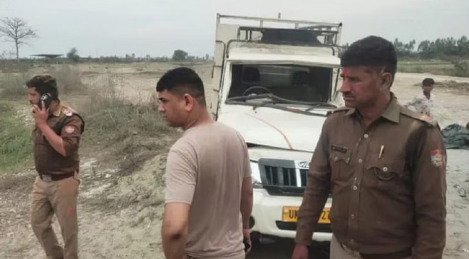 हरिद्वार: होली खेलने के बाद गंगा नहाने जा रहे लोगों से भरा वाहन पलटा; एक मौत