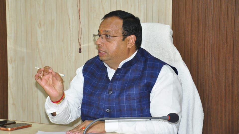 उत्तराखंड में शिक्षा का महायज्ञ: चार धाम में बनेंगे वेद महाविद्यालय; बीकेटीसी ने संसारी में 22 नाली भूमि का किया चयन